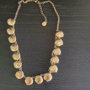 Vintage Monet Gold Tone Reef Choker Necklace